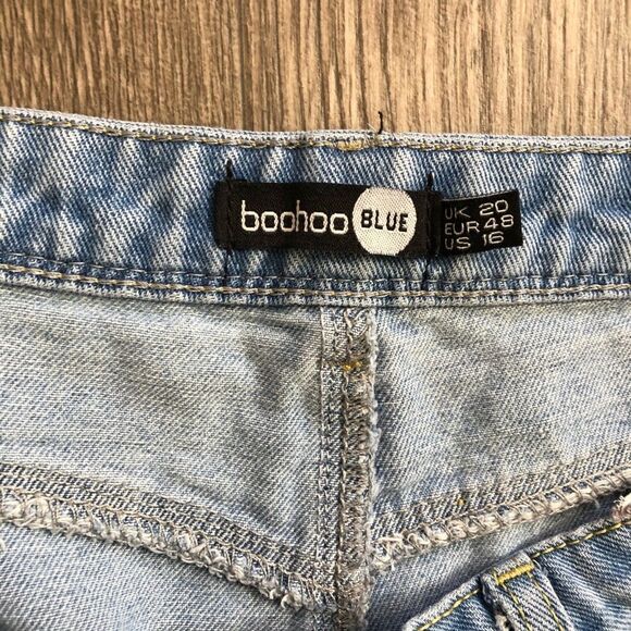 BOOHOO Blue Boyfriend Distressed Ripped Fishnet Light Wash Jeans - Picture 15 of 16